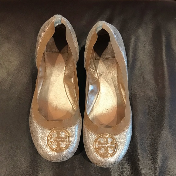 Tory Burch gold metallic flat - Picture 3 of 7